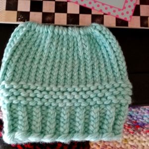 Messy bun ponytail hat